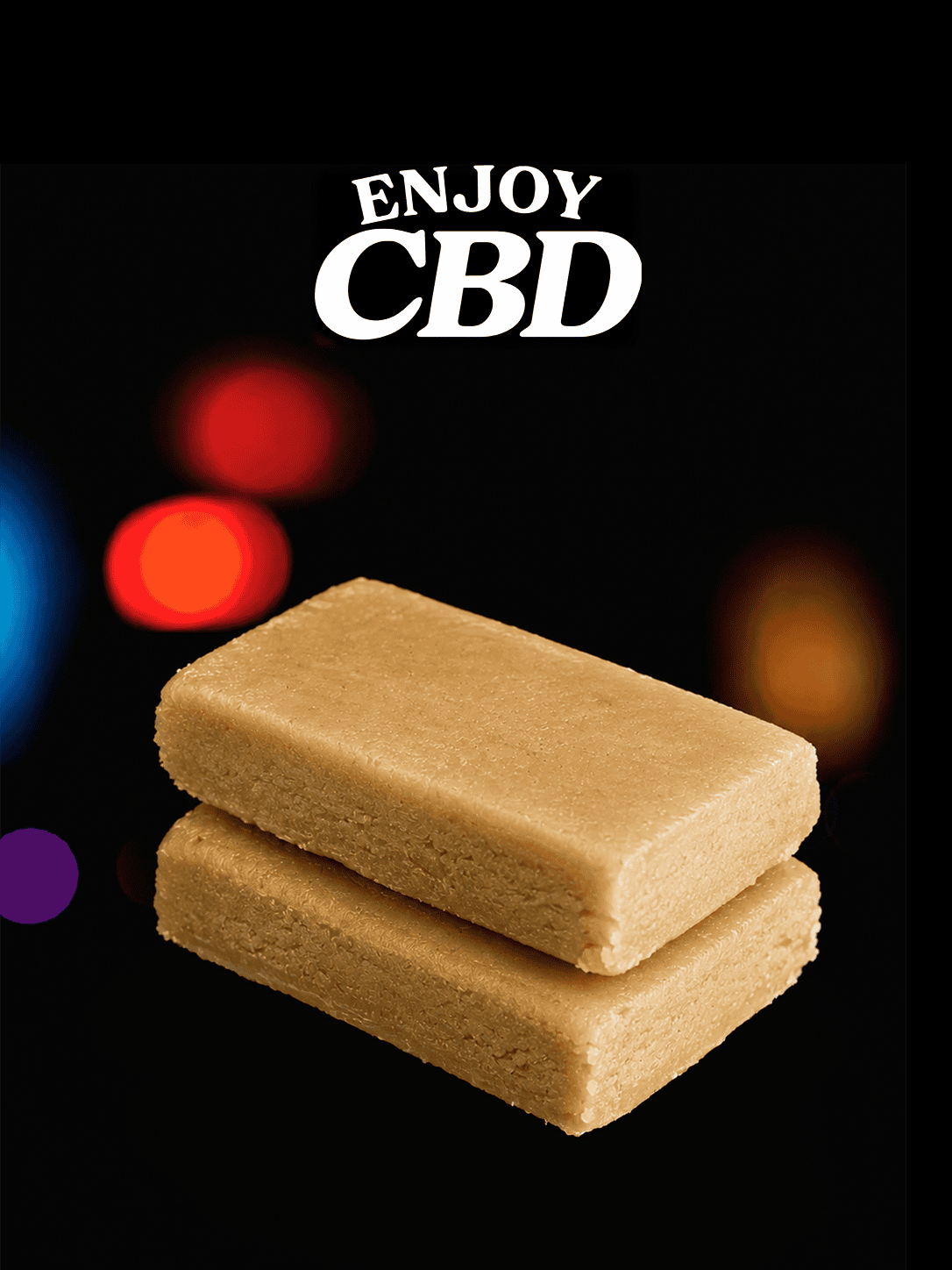 Barra de CBD EnjoyCBD en primer plano con fondo difuso de luces.