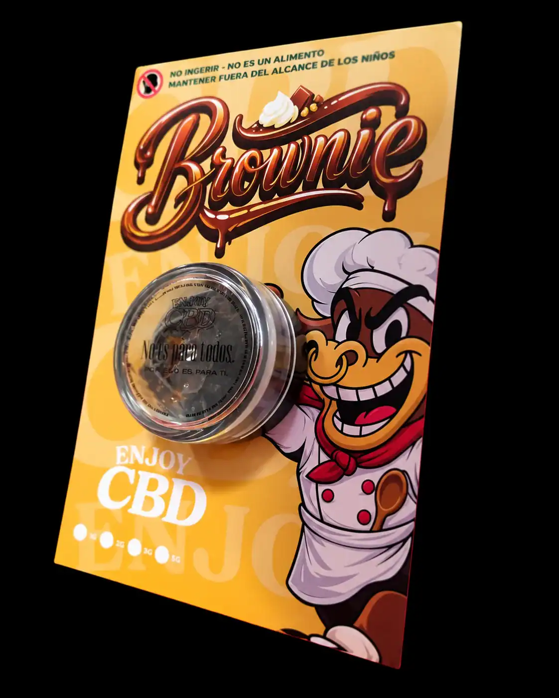 Producto de CBD en envase de brownie con personaje de chef en fondo amarillo.